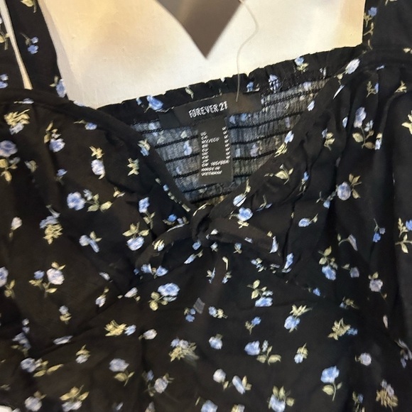 NWT forever 21 periwinkle and black Cami tie straps, size medium - Picture 2 of 5